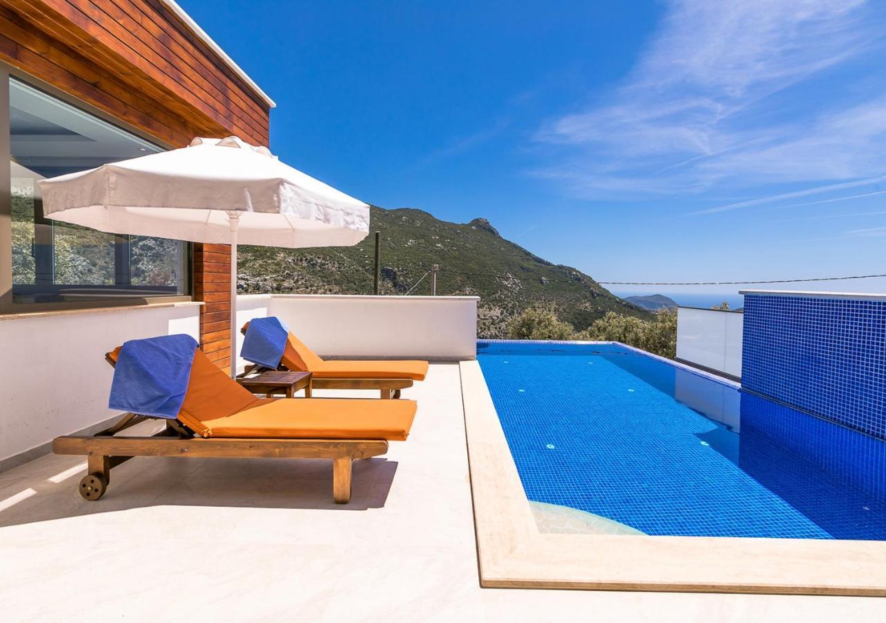 Villa 1 Sleeps 2 Honeymoon Isolated Infinity-Villa Orkide Uzumlu  Exterior foto